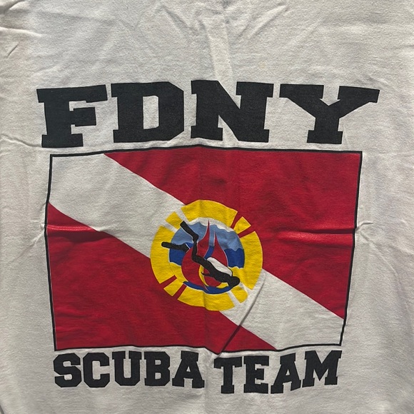 LONG SLEEVE FDNY Scuba Dive Team - Picture 1 of 5